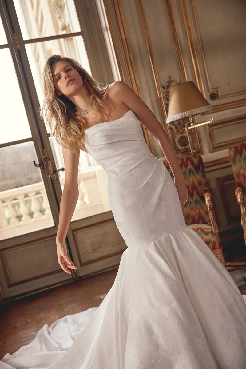 Wedding dress by Adore by Justin Alexander - Sunny - 11381
